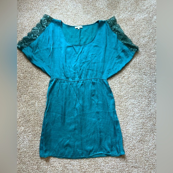 Glam Dress Size Small - Picture 2 of 5